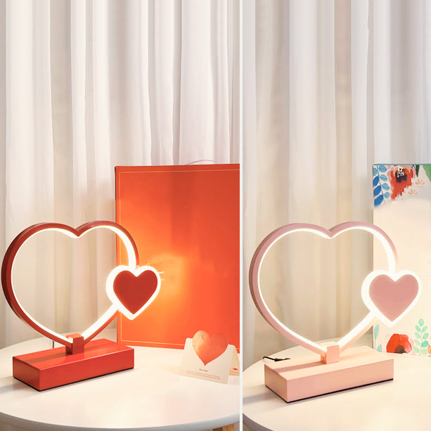 Romantic Heart Shaped Table Lamp Modern Metal Bedroom LED Night Light