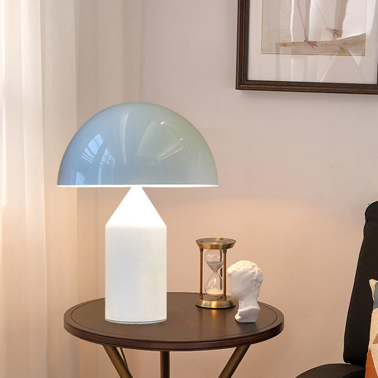Round Shape Metal Table Lamp Modern Style 1-Light Table Lamp Fixtures