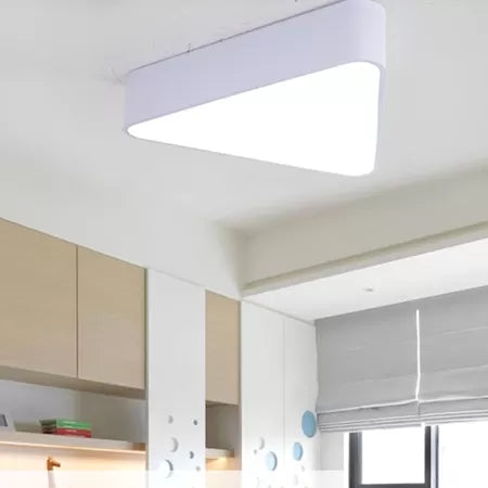 Luz de techo de estilo moderno de metal acrílico con luz LED empotrada de triángulo delgado