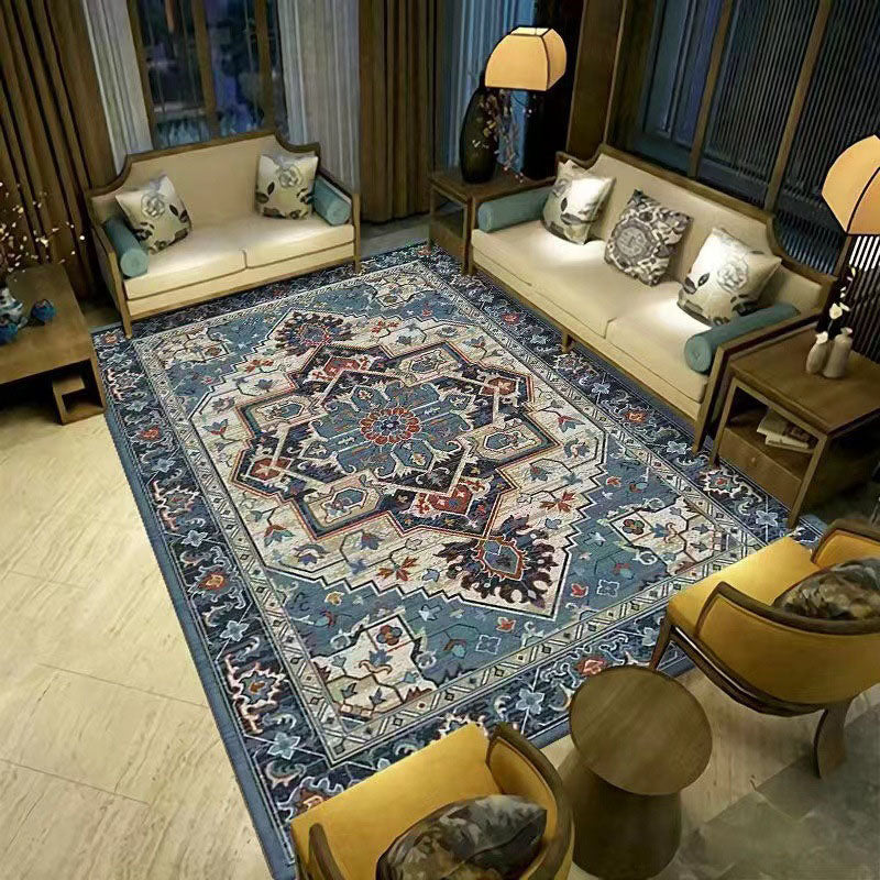 Red Traditional Rug Polyester Graphic Rug Stain Resistant Rug for Living Room