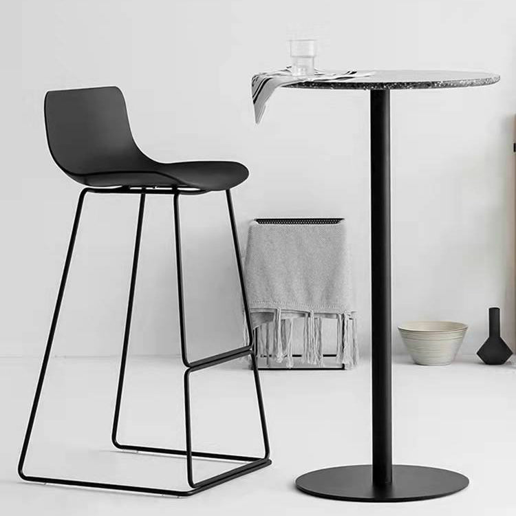 Modern Style Bar-stool Plastic Counter Bar Stool with Metal Legs for Restaurant