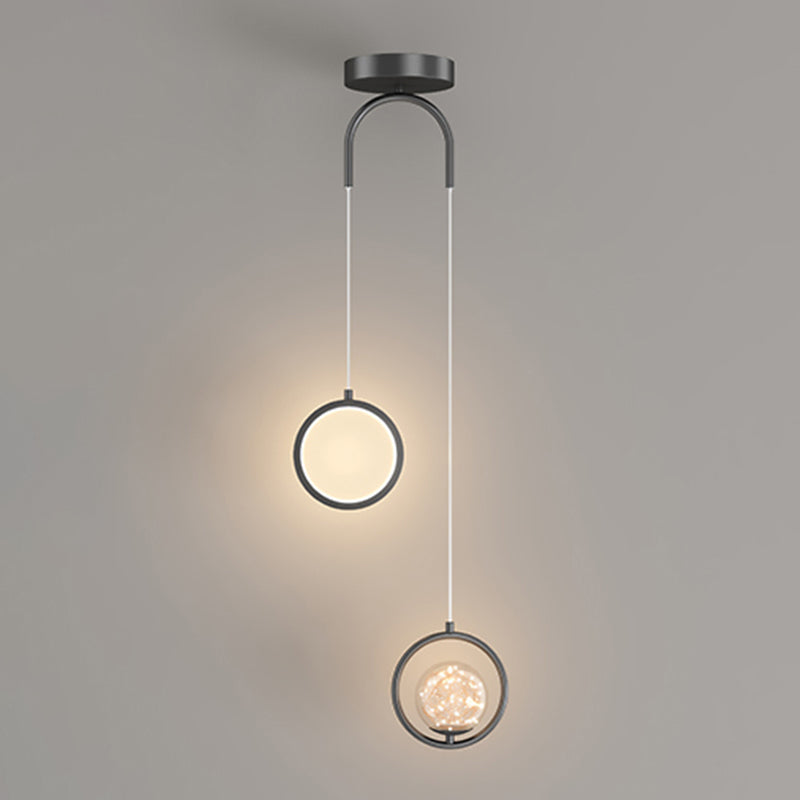 Kugelförmige Form des zeitgenössischen Stils Anhänger Lichter Metall 2 hängende Lampen