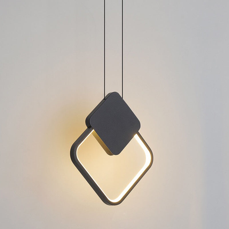 Style moderne suspendu luminaire en forme de bande LED Pendante Lumière pour le salon
