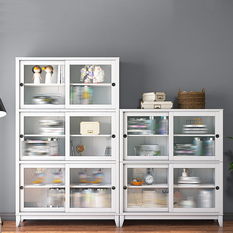 Wooden Standard Bookcase Contemporary Closed Back Bookcase with Door for Office