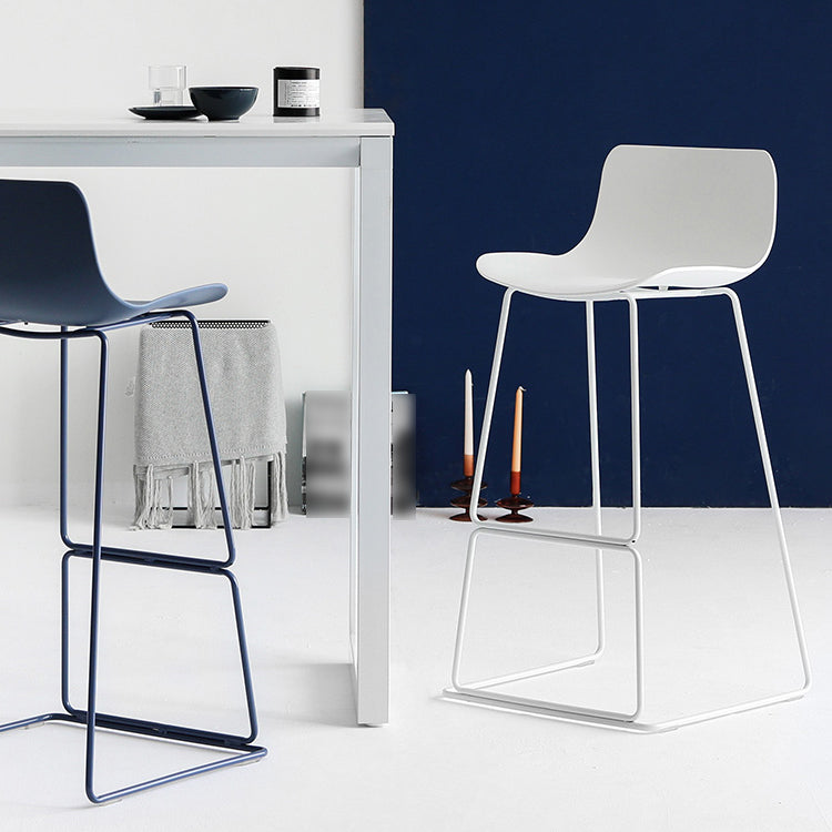 Nordic Plastic Bar Stool Bucket Counter Bar Stool with Metal Legs