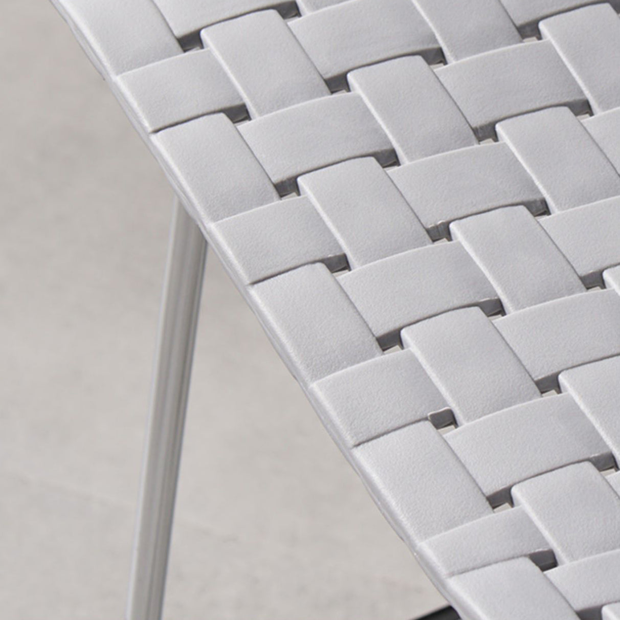 Industrial Bar-stool Plastic Counter Bar Stool for Kitchen Bar with Metal Legs