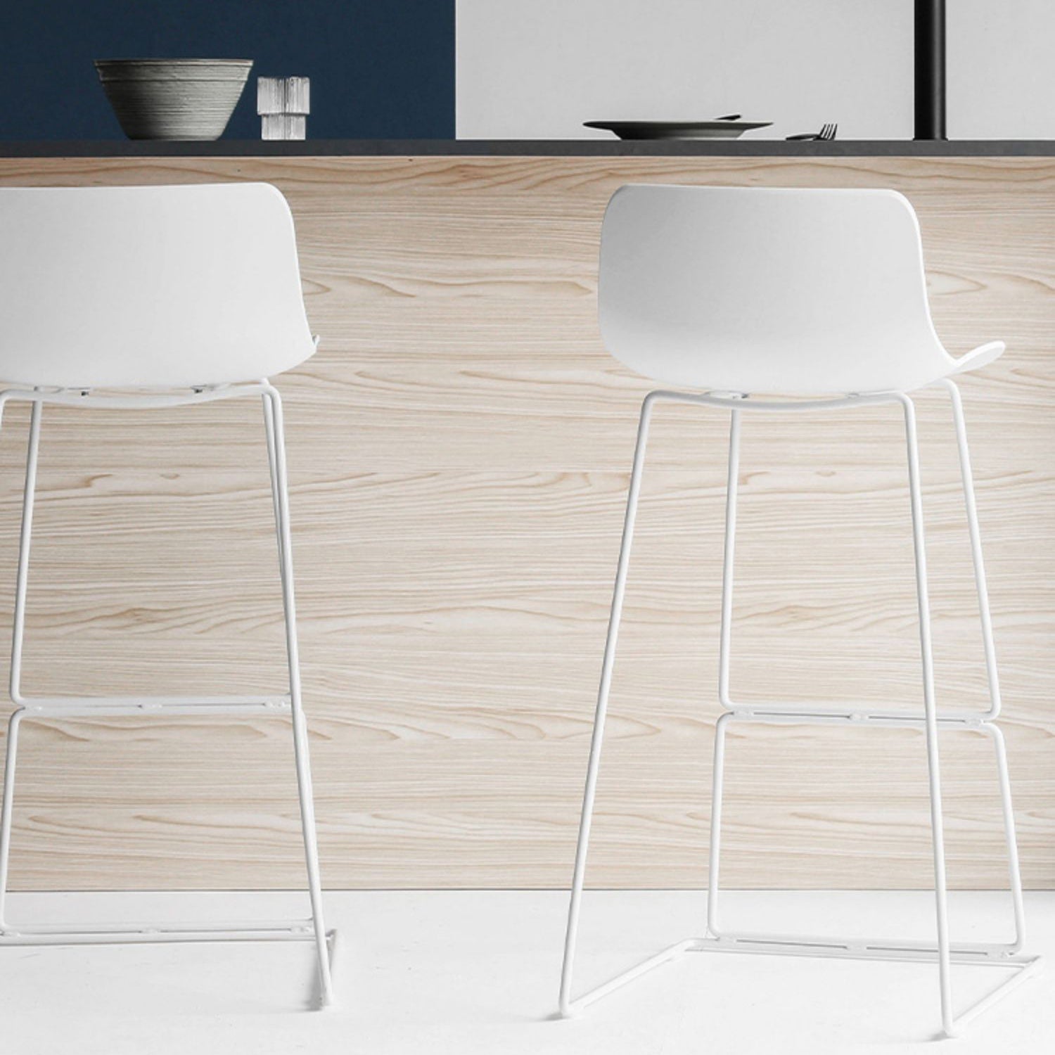 Nordic Bar-stool Plastic Counter Bar Stool for Kitchen Bar with Metal Legs