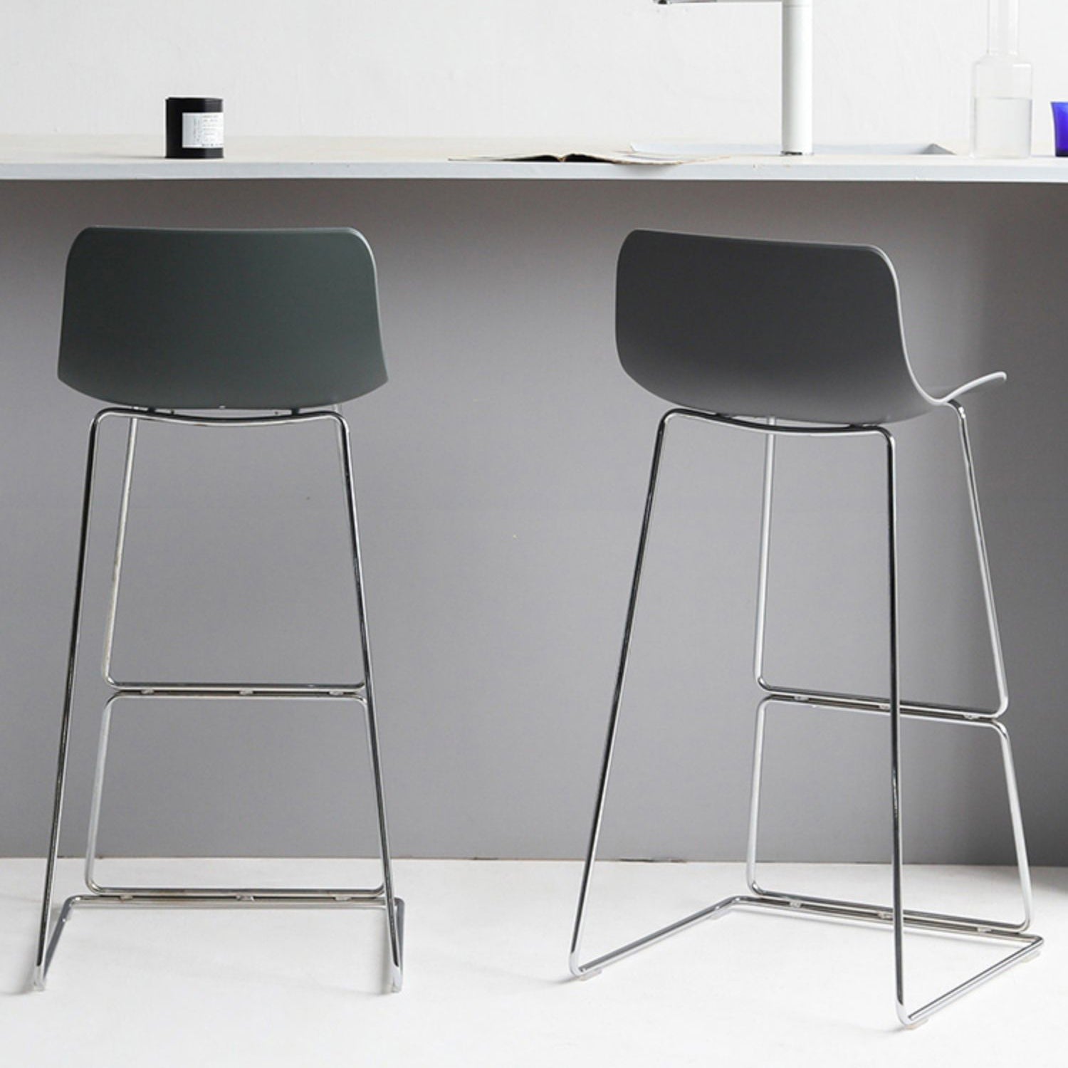 Nordic Bar-stool Plastic Counter Bar Stool for Kitchen Bar with Metal Legs