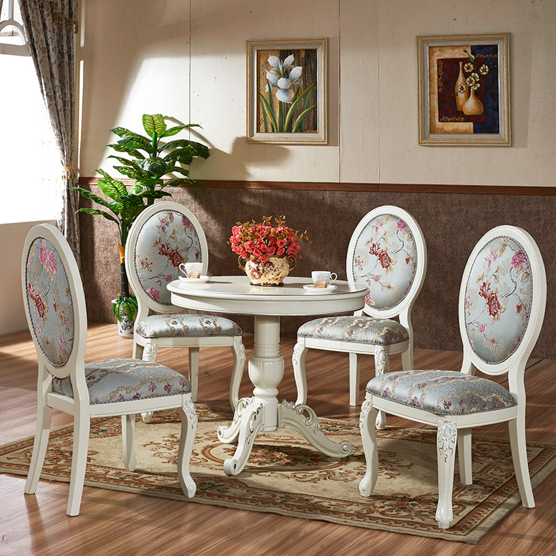 Solid Wood Victorian Round Dining Table Rubberwood Table with Pedestal Base