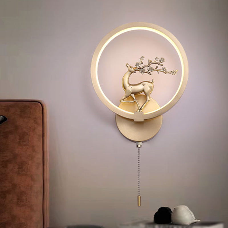 Modern Style Wall Light Creative Linear Wall Sconce Light for Bedroom