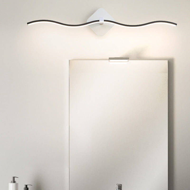 Lámpara de pared de baño de ola LED de metal LED de pared simple montada en la pared