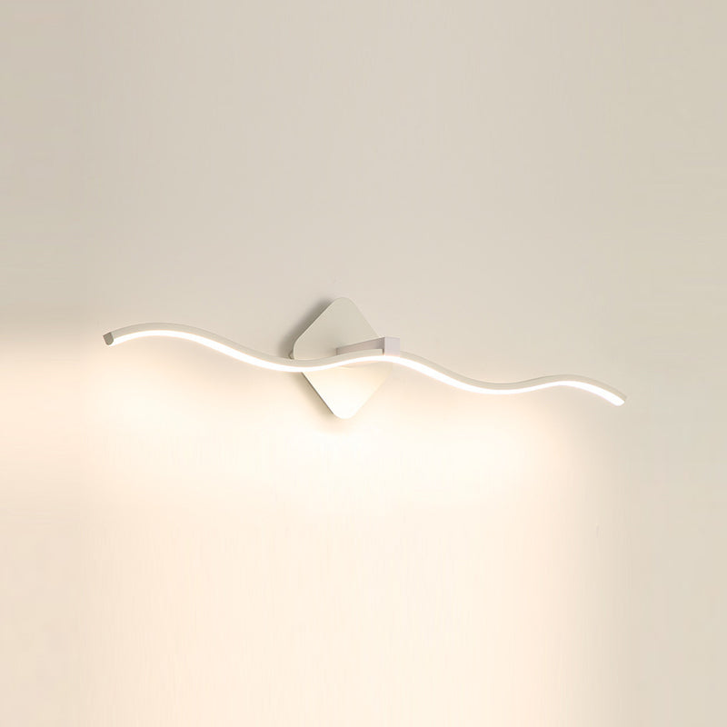 Lámpara de pared de baño de ola LED de metal LED de pared simple montada en la pared