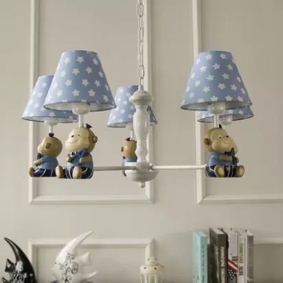 Candelier de tonos cónicos de punto Resina de metal para niños Luz colgante con mono para el comedor