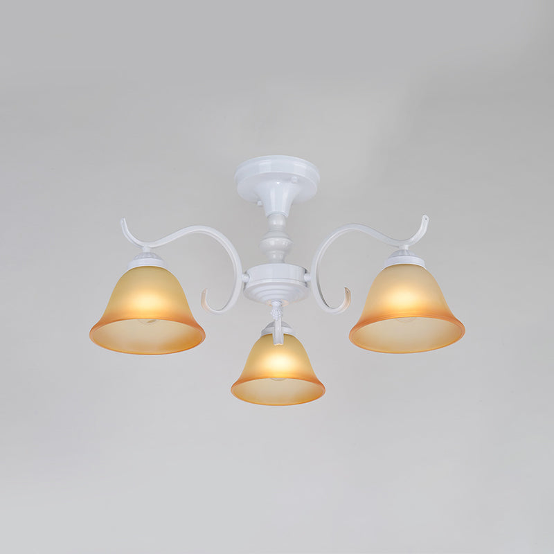 Bell blanc semi-luxueuse Mount Vintage Verage Shade plafond Plafond pour le salon