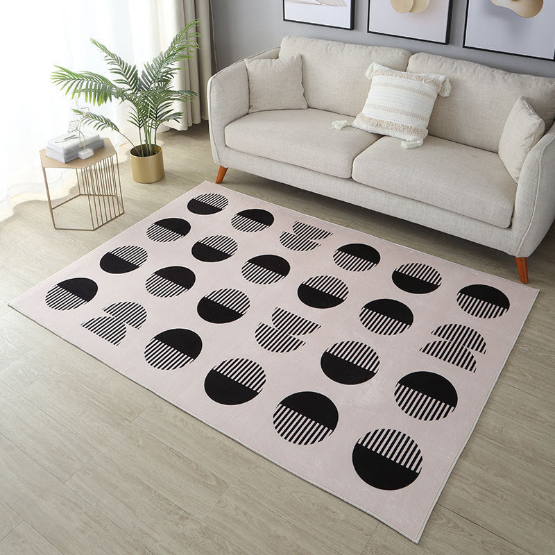 Pink Circle Rug Polyester Modern Rug Stain Resistant Rug for Living Room