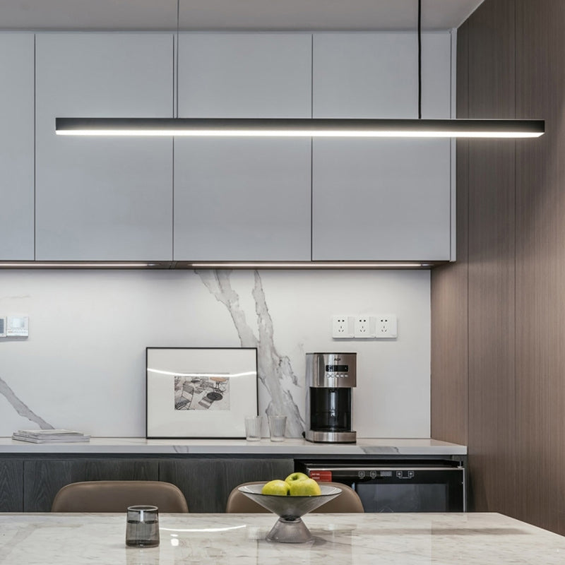 Zeitgenössischer Stil linearer Form Island Light Metal 1 hängendes Anhänger Licht in Schwarz