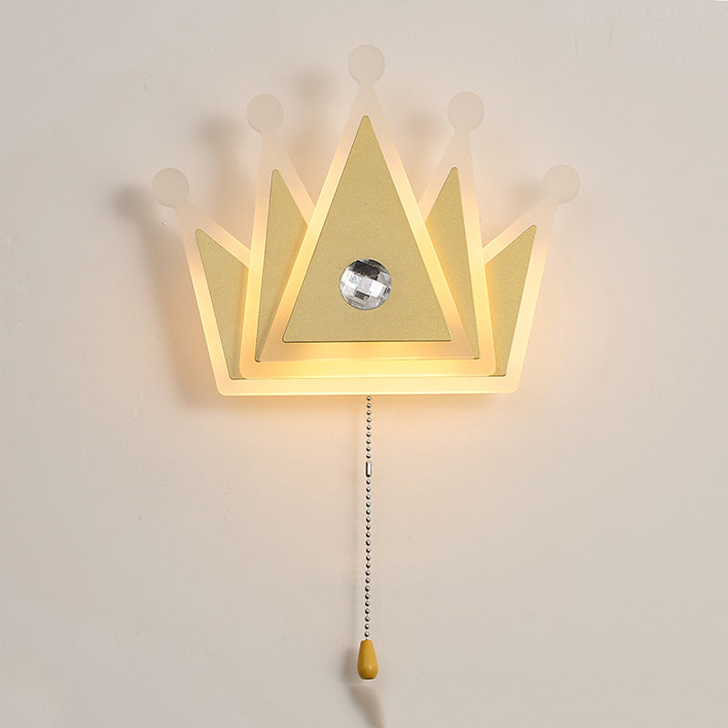 Modern Style Crown Shaped Sconce Light Fixtures Metal 1 Light Wall Mounted Lighting