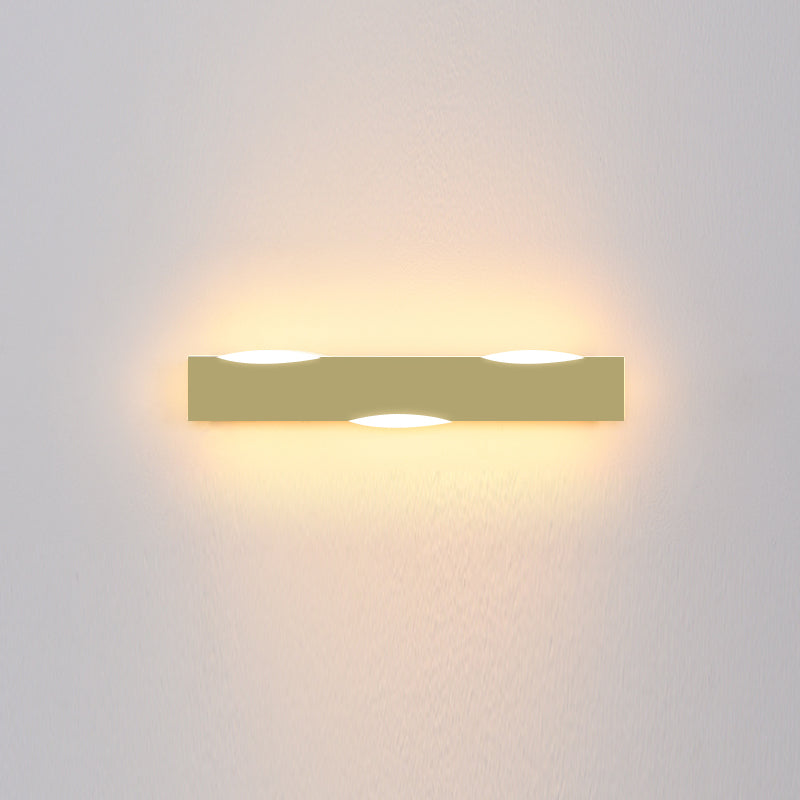 Linear Shape Metal Wall Sconce Lighting Modern Style 1 Light Wall Mounted Light Fixture