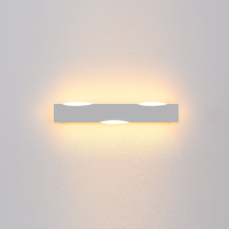 Linear Shape Metal Wall Sconce Lighting Modern Style 1 Light Wall Mounted Light Fixture