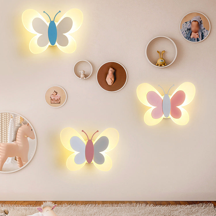 1-Light Butterfly Wall Sconce Modern Style Metal Wall Lighting for Living Room