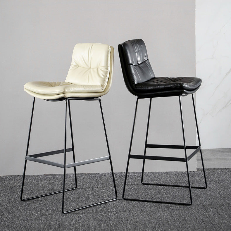 Modern Restaurant Leather Stool Matte Finish Footrest Low Back Barstool