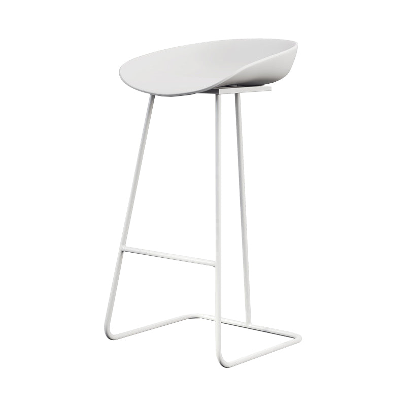 Glam Coffee Shop Footrest Stool Matte Finish Plastic Barstool