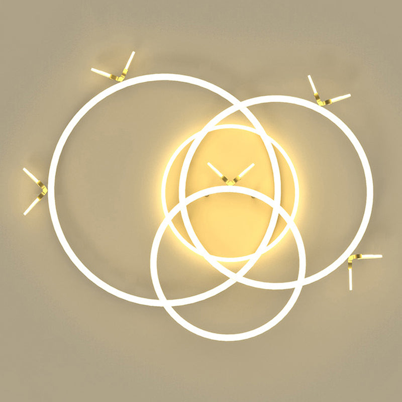 Zeitgenössische lineare Flush -Leuchten Metall -Flushmount -Beleuchtung in Gold