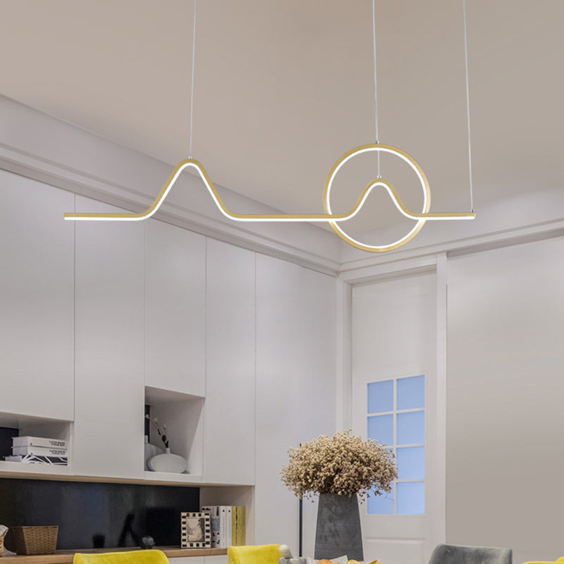 Éclairage d'île en métal moderne en forme d'île de forme linéaire