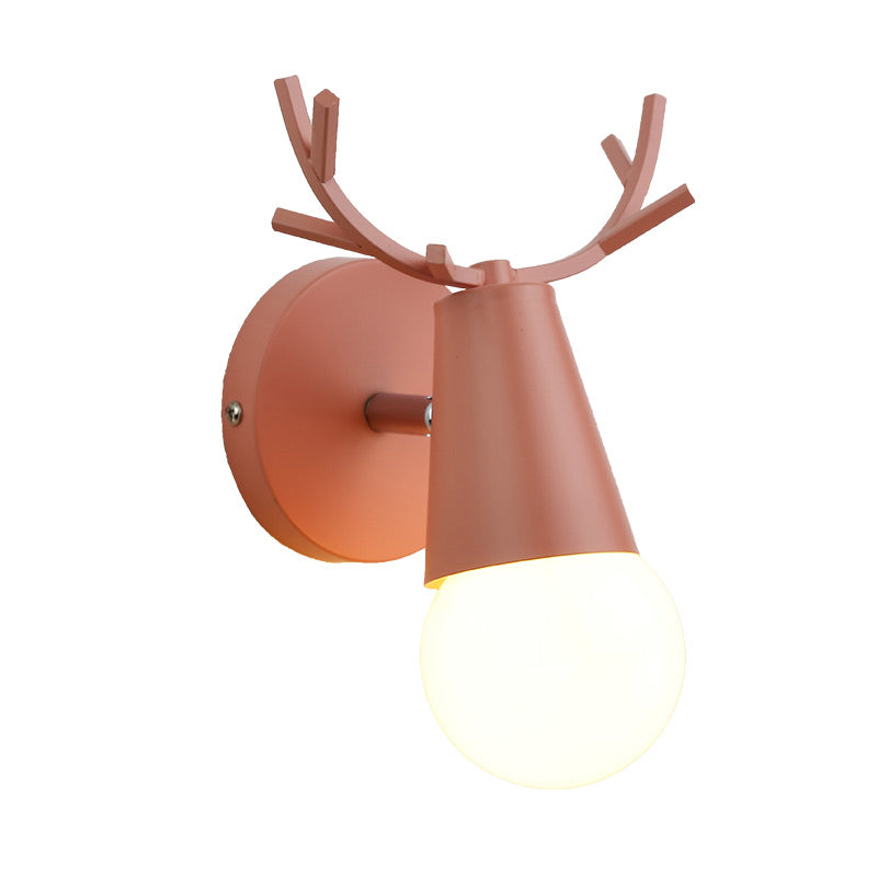 Modern Style Unique Shape Wall Sconce Metal 1 Light Wall Light for Bedroom