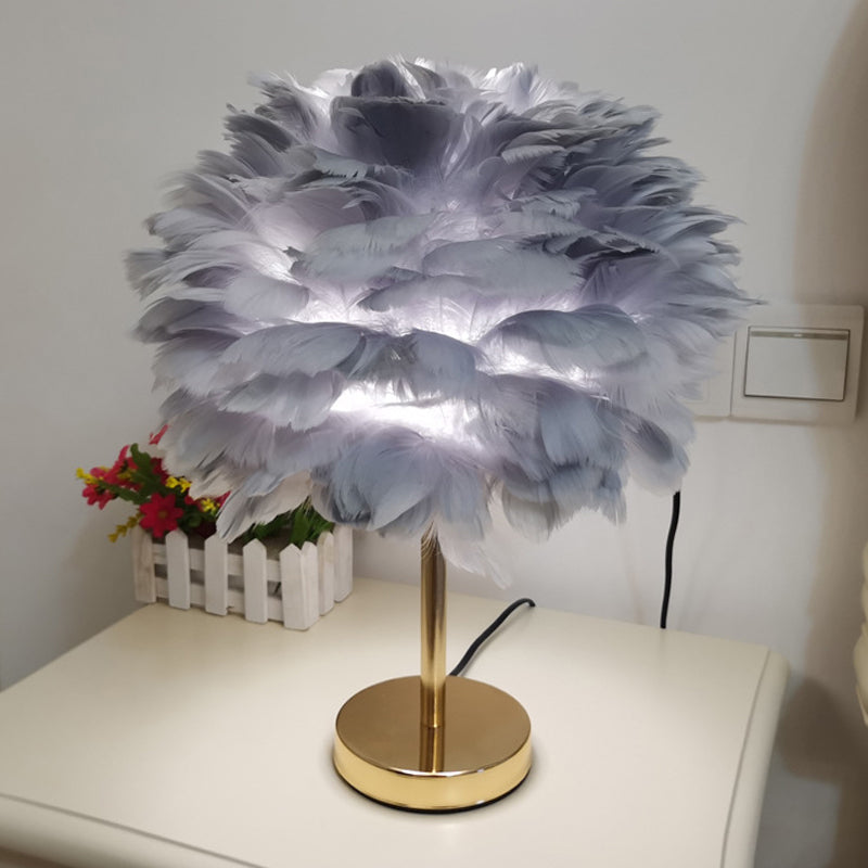 Aménagement d'éclairage de bureau de style contemporain lampe de bureau de plumes créatives pour chambre à coucher