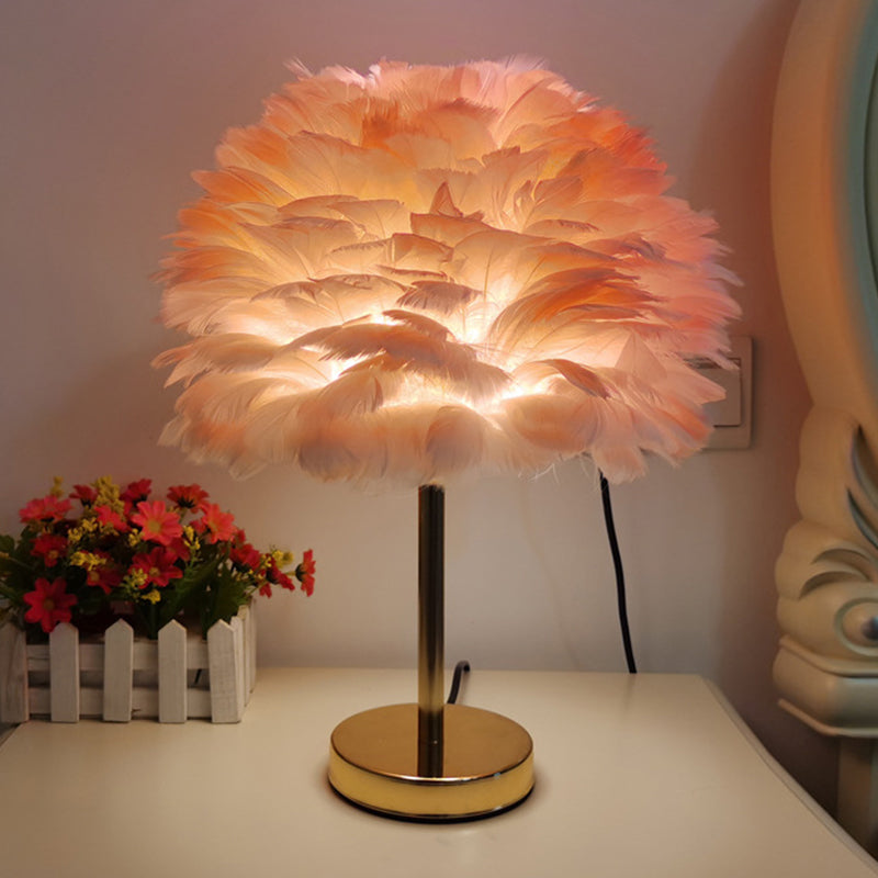 Aménagement d'éclairage de bureau de style contemporain lampe de bureau de plumes créatives pour chambre à coucher