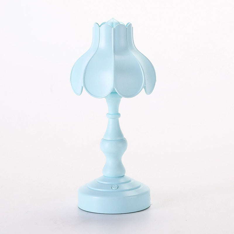 Table de forme de dôme moderne Light Metal 1 LAX NEULTANTS LEIL