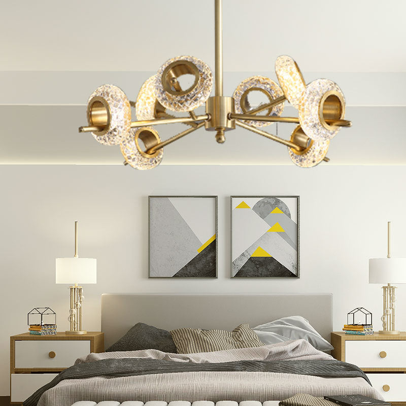 Geometrischer goldener Kronleuchter postmoderner Messing Kronleuchter Anhänger mit Kristall für Schlafzimmer