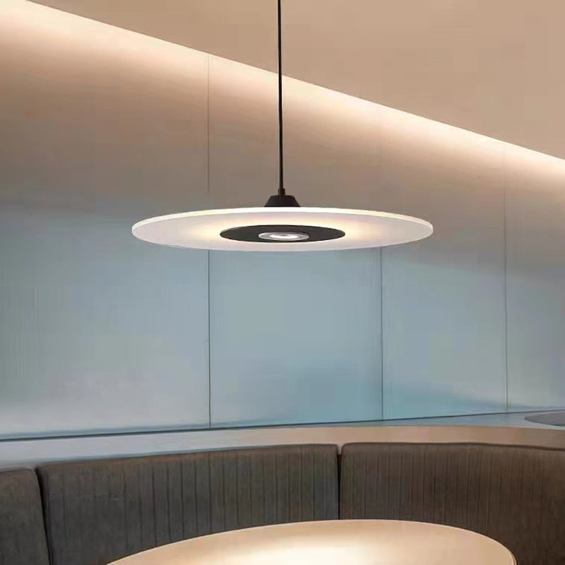Letrero de metal de techo colgante de estilo nórdico LED colgante