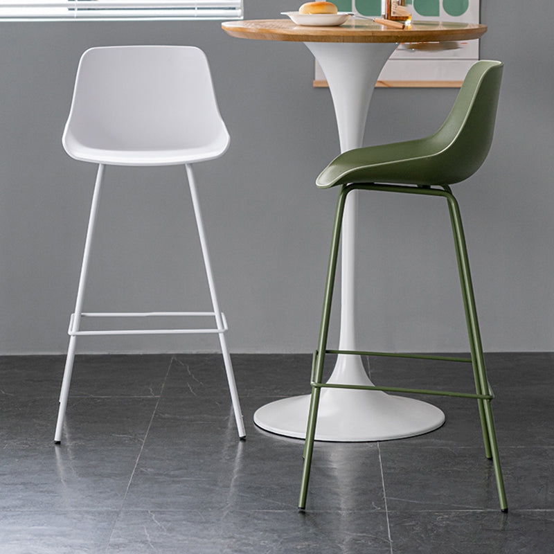 Contemporary Style Bar-stool Plastic Counter Bar Stool for Kitchen Bar with Metal Legs