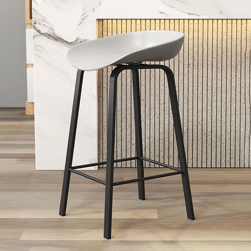 Nordic Design Bucket Low Back Stools for Home Plastic Counter Stool with Metal Legs