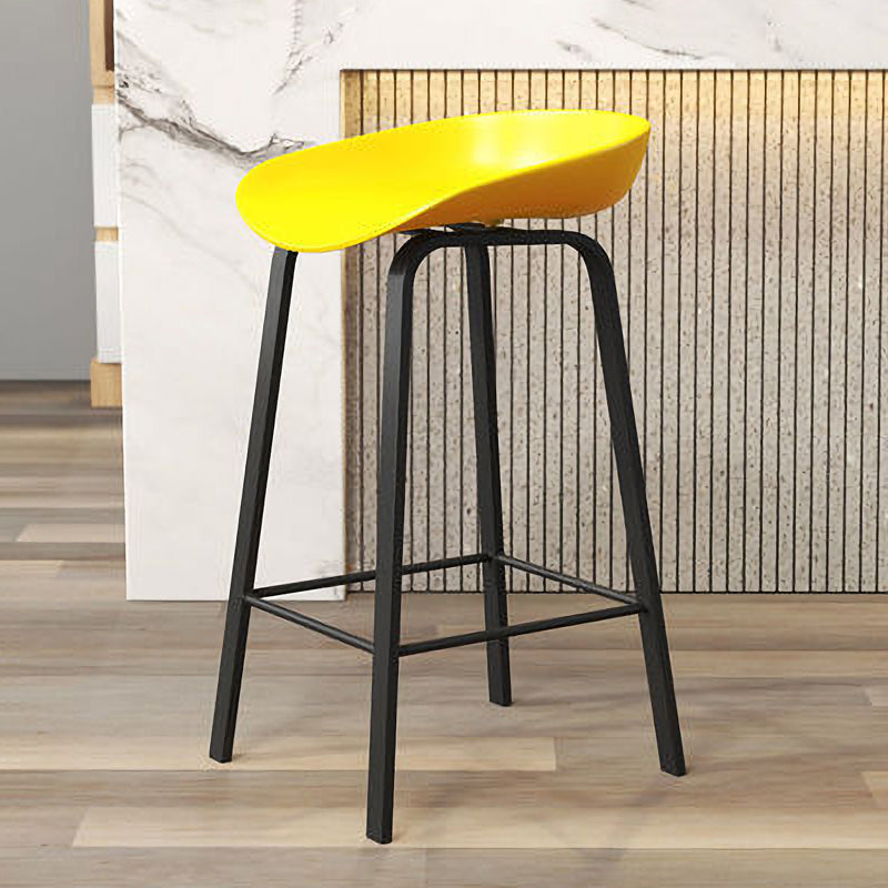 Nordic Design Bucket Low Back Stools for Home Plastic Counter Stool with Metal Legs