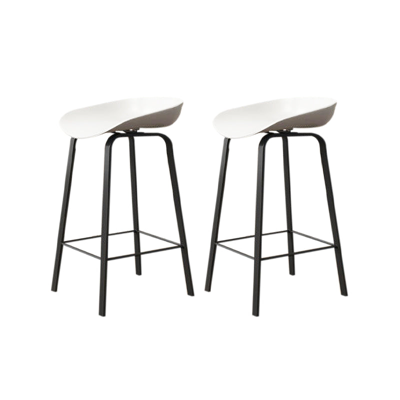 Nordic Design Bucket Low Back Stools for Home Plastic Counter Stool with Metal Legs