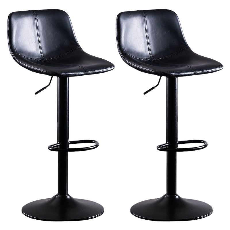 Industrial Bar and Counter Stool Low Back Stool with Pedestal Base in Black