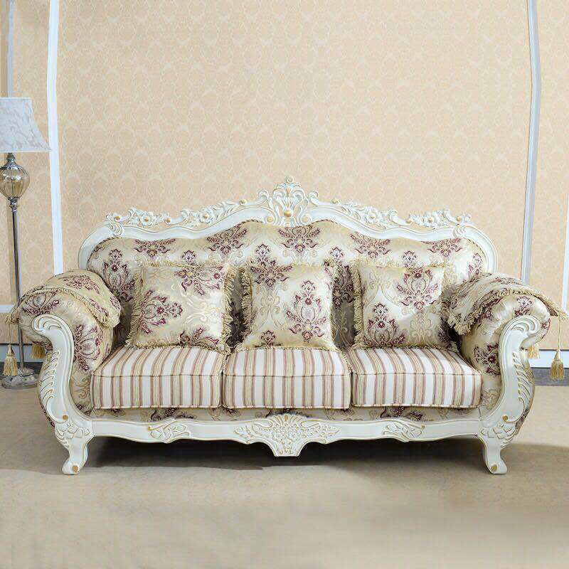 Traditional Camel Back CouchFlared Arm Settee for Three People