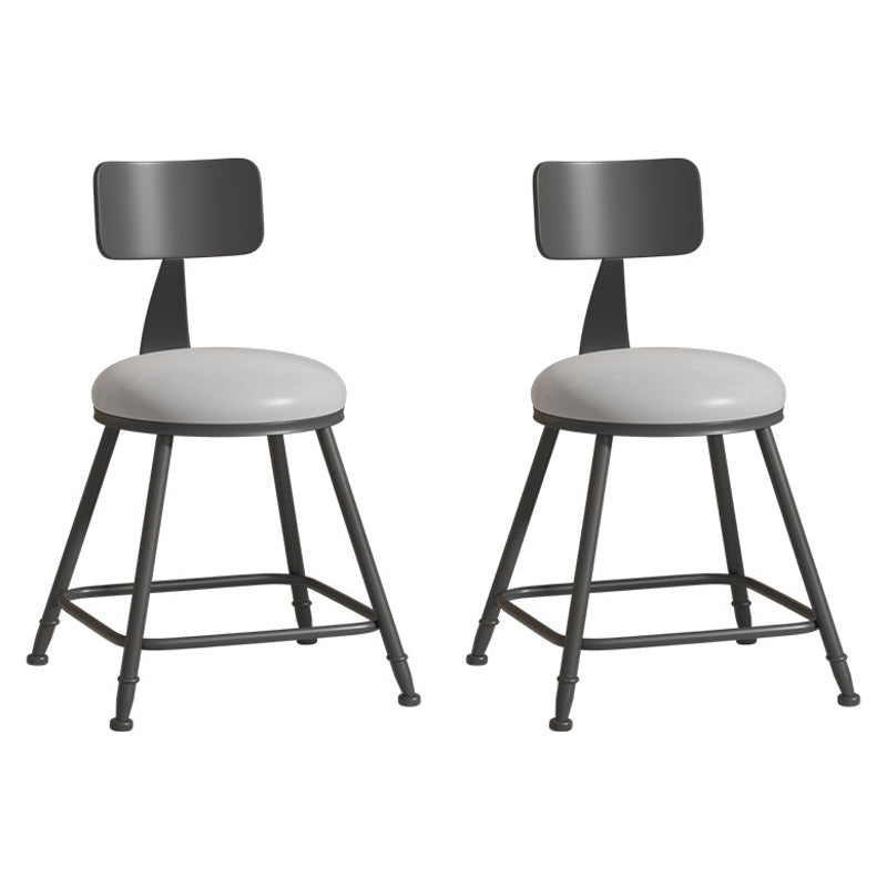 Industrial Coffee Shop Footrest Stool Matte Finish Iron Bar Stool