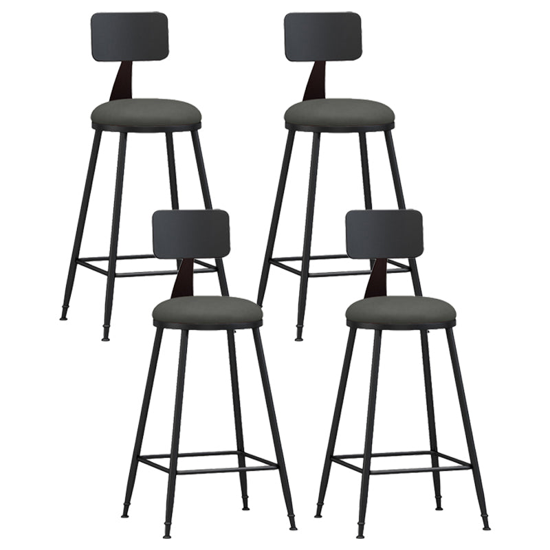 Industrial Coffee Shop Footrest Stool Matte Finish Iron Bar Stool