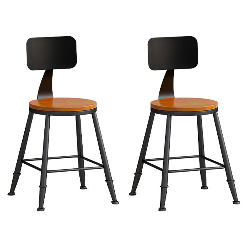 Industrial Coffee Shop Footrest Stool Matte Finish Iron Bar Stool