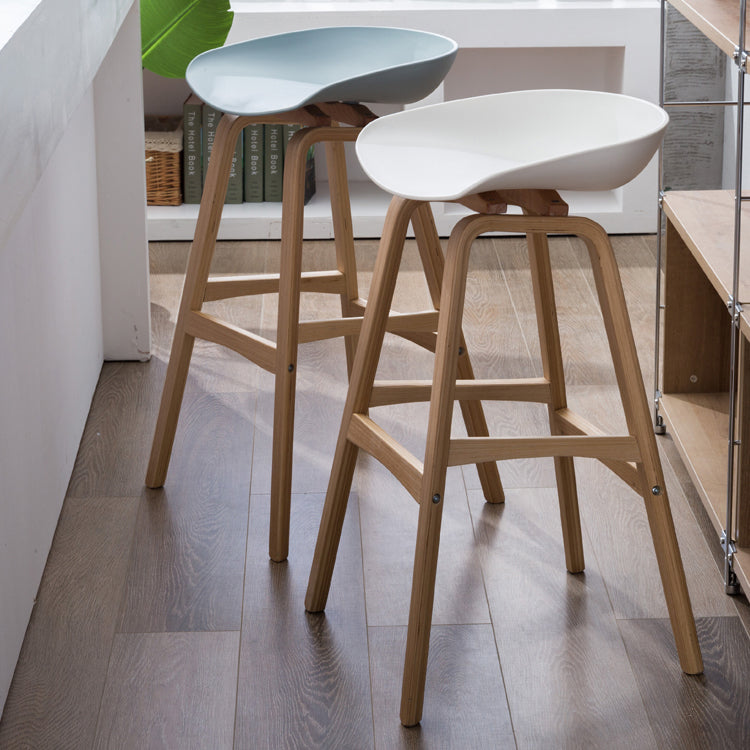 Scandinavian Footrest Milk Tea Shop Stool Matte Finish Plastic Barstool