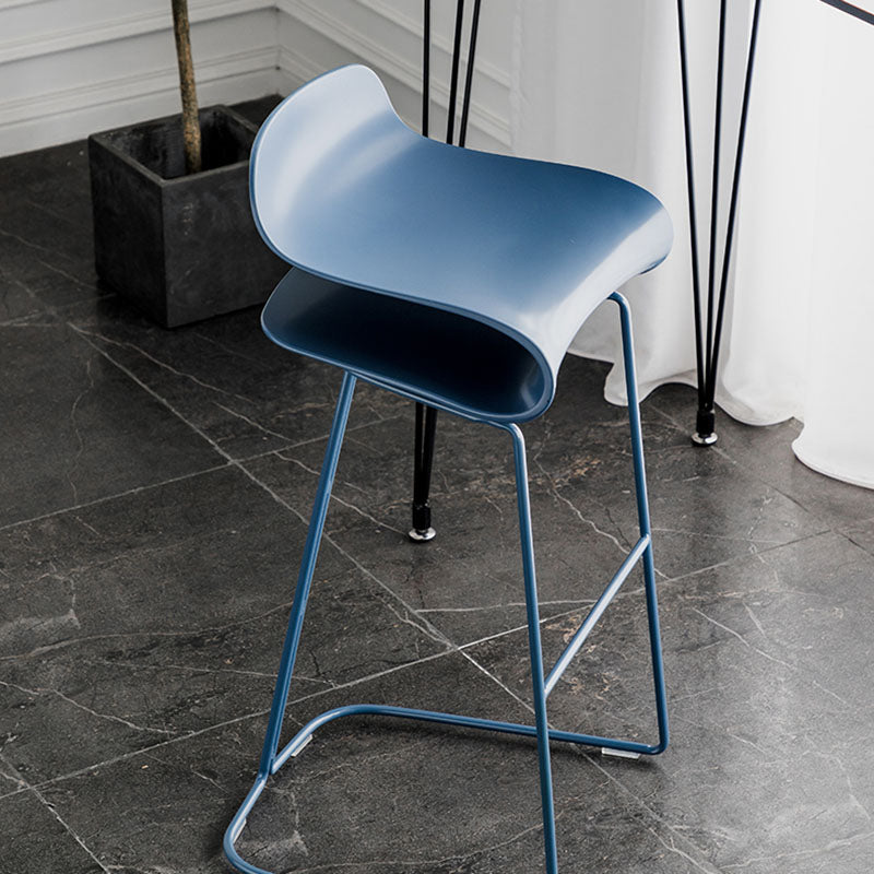 Modern Living Room Footrest Stool Matte Finish Plastic Barstool