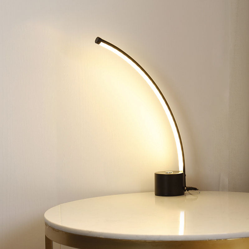 Einfachheitstil Nachttisch Lampe Metall Schlafzimmer LED-Tischleuchte