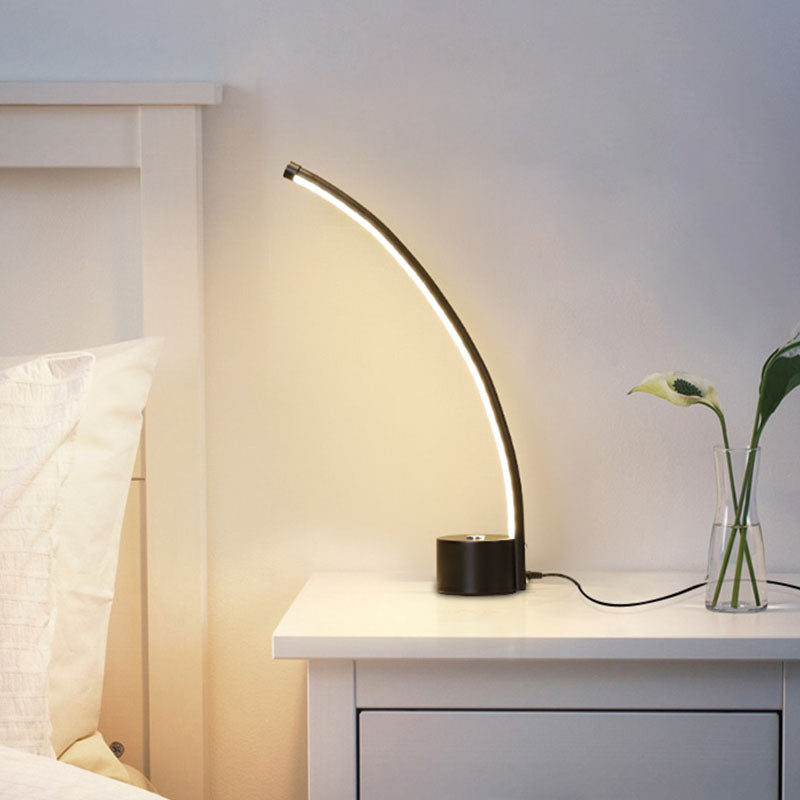 Einfachheitstil Nachttisch Lampe Metall Schlafzimmer LED-Tischleuchte