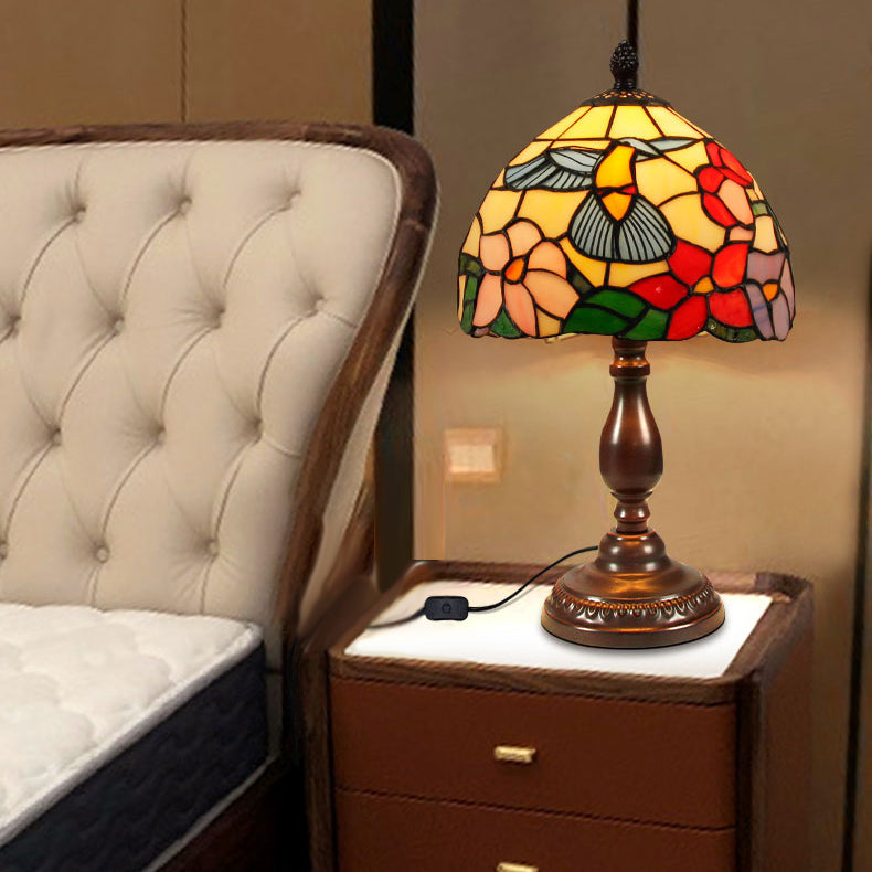 1 lichte geometrische nachttafellampen Tiffany -stijl glazen tafellamp