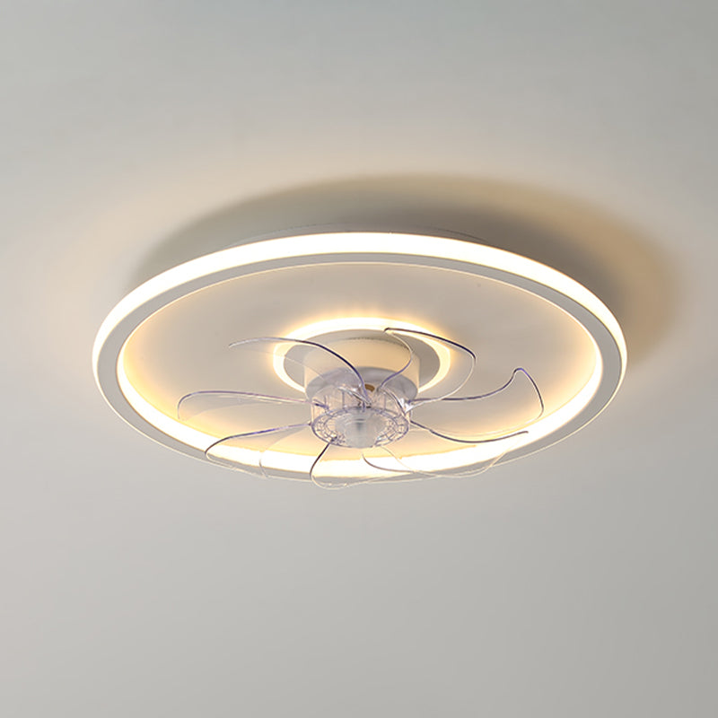 Ventilador de techo de dormitorio LED de metal ligero simple cerca de la iluminación del techo