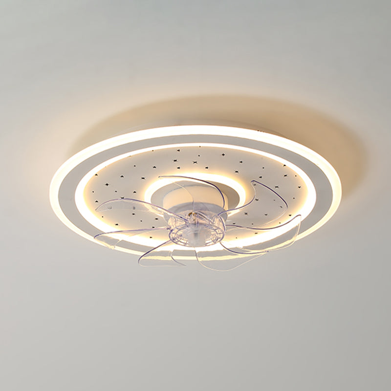 Ventilador de techo de dormitorio LED de metal ligero simple cerca de la iluminación del techo